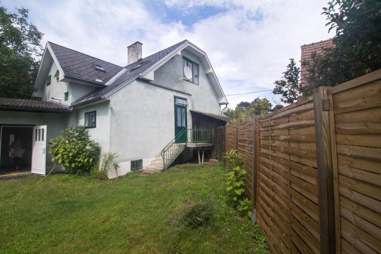 Villa Nina Orth an der Donau Exterior photo